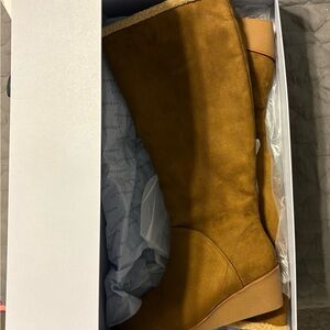 Aerosole Tan Suede Boots